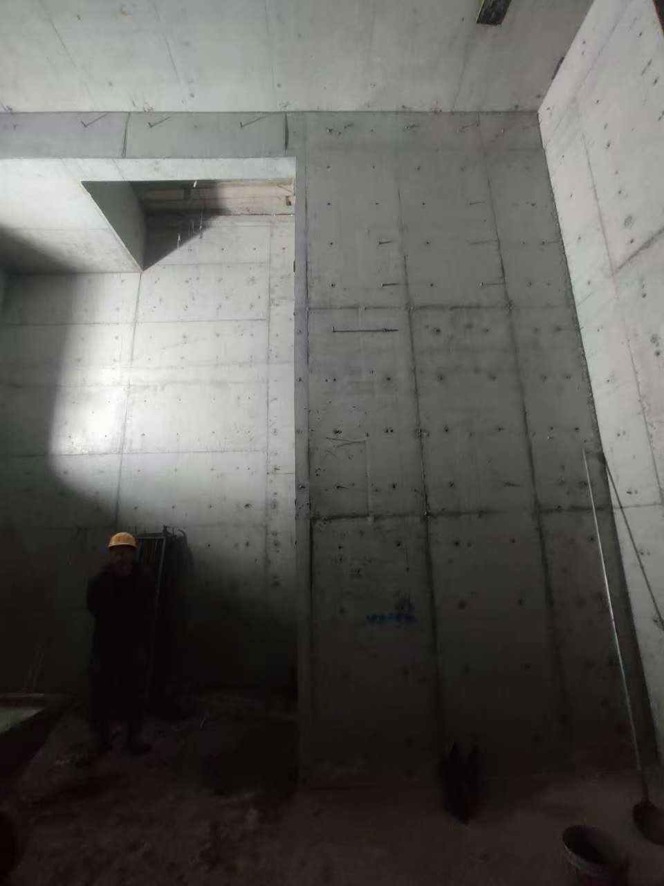 南通墙上开槽钢筋断了有影响吗